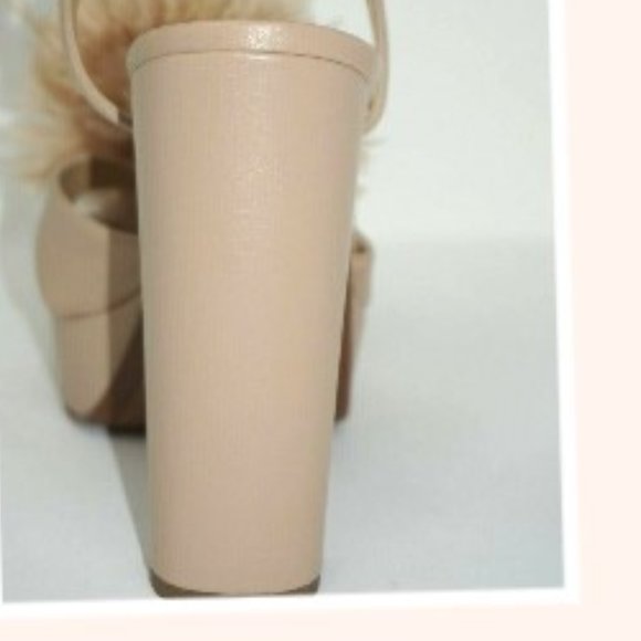 Michael Kors Fara Nude Leather Pom Pom Feather Platform Sandals Shoes Size 10 - Picture 7 of 8